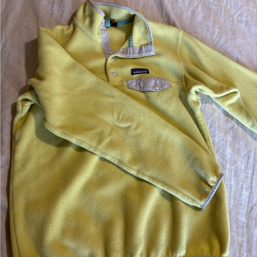 Patagonia Synchilla Fleece Yellow snap sweater